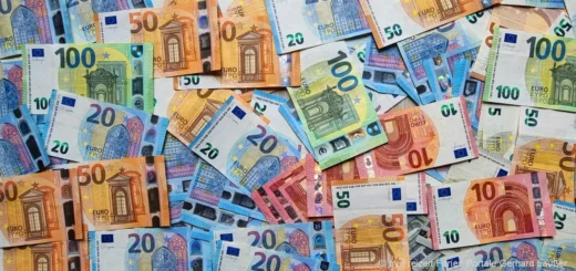 Geldscheine in Deutschland Währung in Europa Tipps Kredit Darlehen