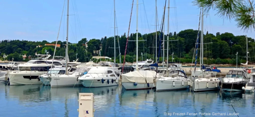 Tipps für Freizeit Aktivitäten in Split Parkplätze am Hafen Boot fahren