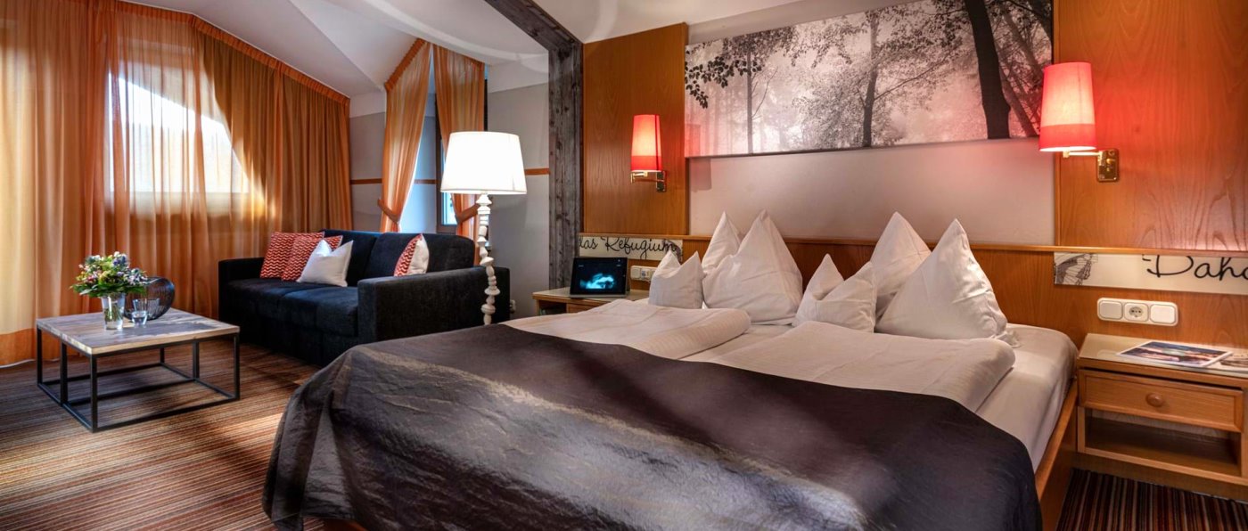 Wellness Luxus Hotel für Familien und Kinder Zimmer mit Schlaf und Wohnbereich lindenwirt-bayerischer-wald-wellnesshotel-bodenmais-zimmer