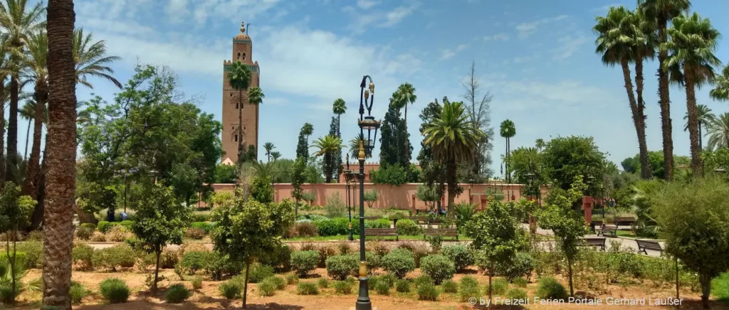 Ausflugsziele in Marokko Sehenswürdigkeiten Attraktionen Moschee Minarett