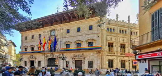 Sehenswürdigkeiten Palma de Mallorca Ausflugsziele Ajuntament Rathaus Bauwerke