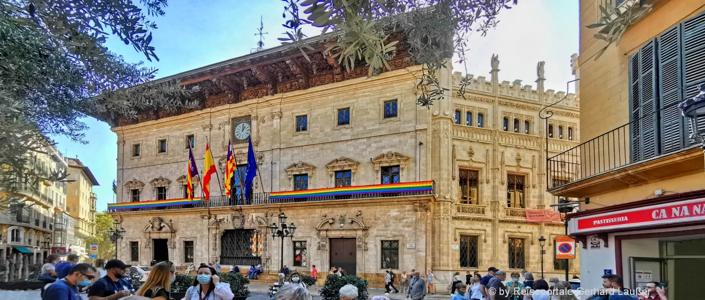 Sehenswürdigkeiten Palma de Mallorca Ausflugsziele Ajuntament Rathaus Bauwerke