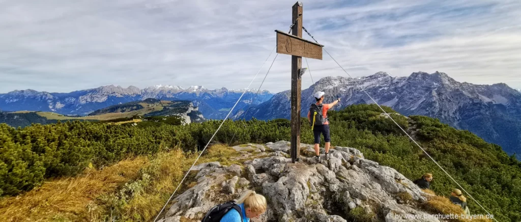 Steinplatte Aussichtspunkt Österreich Rauchfreier Urlaub in den Bergen