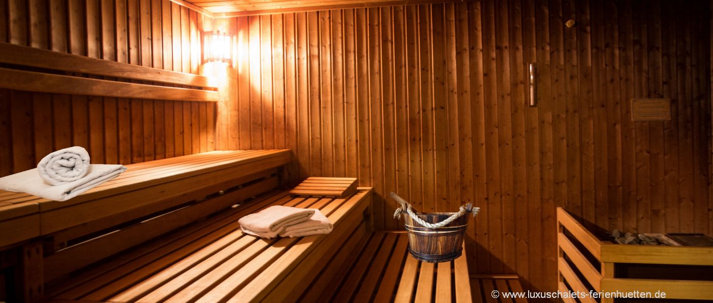 wellness-hütten-urlaub-bayerischer-wald-chalets-angebote-sauna