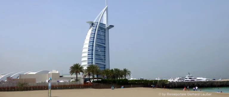 Highlights in Dubai Segelhotel Burj al Arab 5 Sterne Hotel Sehenswürdigkeiten